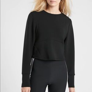 Athleta En Route Scuba Crew